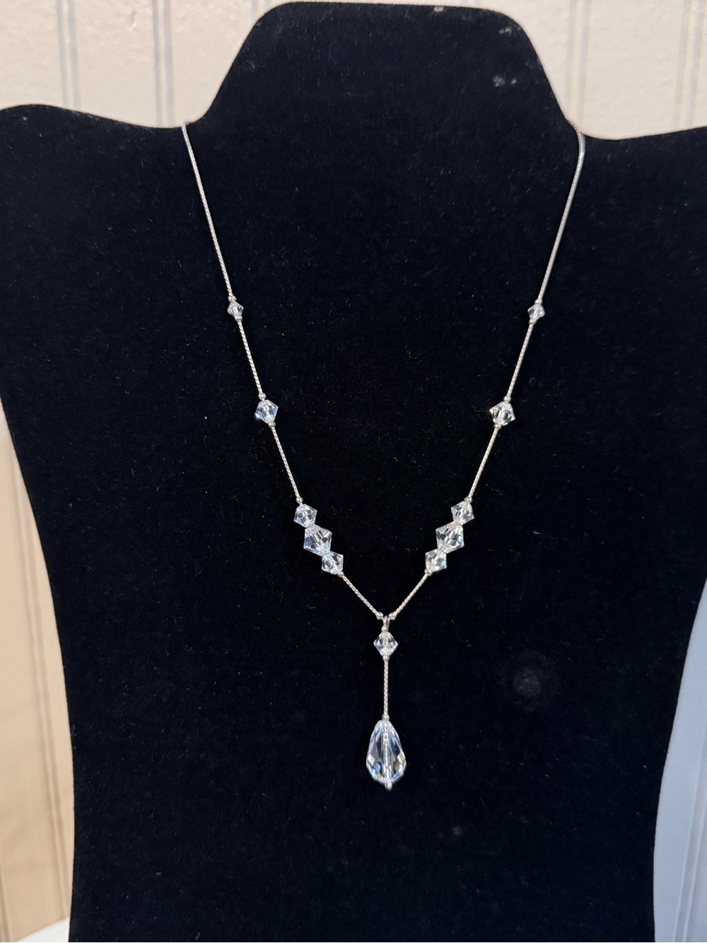 Clear White Silvertone Beaded Stations Fashion Necklace Wedding Statement